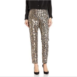 NWOT Vince Camuto Leopard Jacquard Side Zip Slim